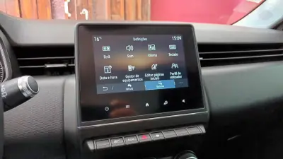 Renault Clio VAN 1.5 Blue DCi AIR NAV 2020 - 14220 EUR, 88186 km - AUTO.MOTO.pt - 88186km - foto 35 de 54