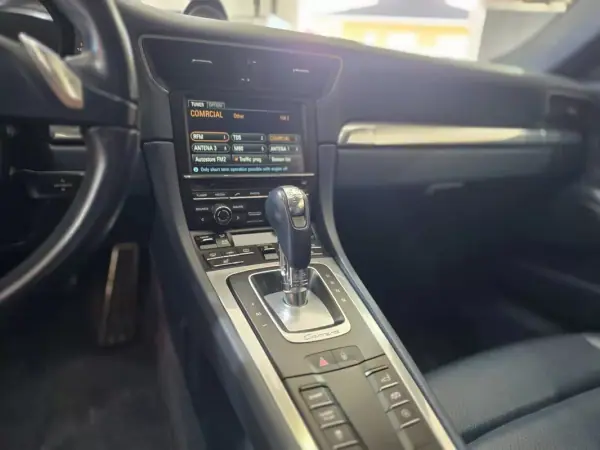 Porsche 911 2015 - 96900 EUR, 86000 km - AUTO.MOTO.pt - 86000km - foto 15 de 20