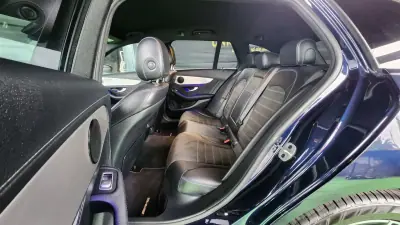 Mercedes-Benz C 300e 2021 - 21500 EUR, 165000 km - AUTO.MOTO.pt - 165000km - foto 38 de 41