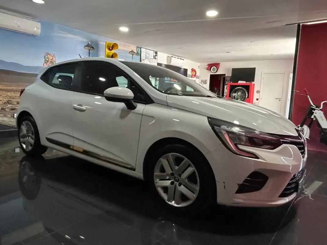 Renault Clio 2021 - 14500 EUR, 129819 km - 129819km - foto 5 de 14