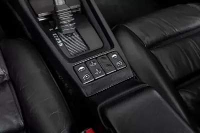 Porsche 928 1988 - 52500 EUR, 62911 km - AUTO.MOTO.pt - 62911km - foto 11 de 16