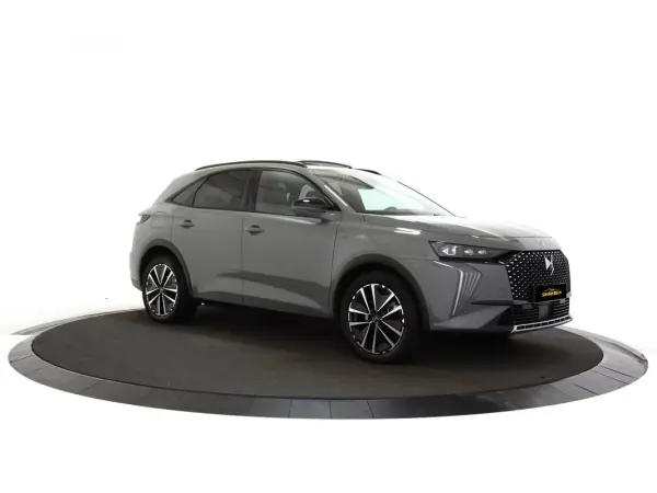 DS DS7 Crossback 2025 - 36900 EUR, 37610 km - AUTO.MOTO.pt - 37610km - foto 3 de 17