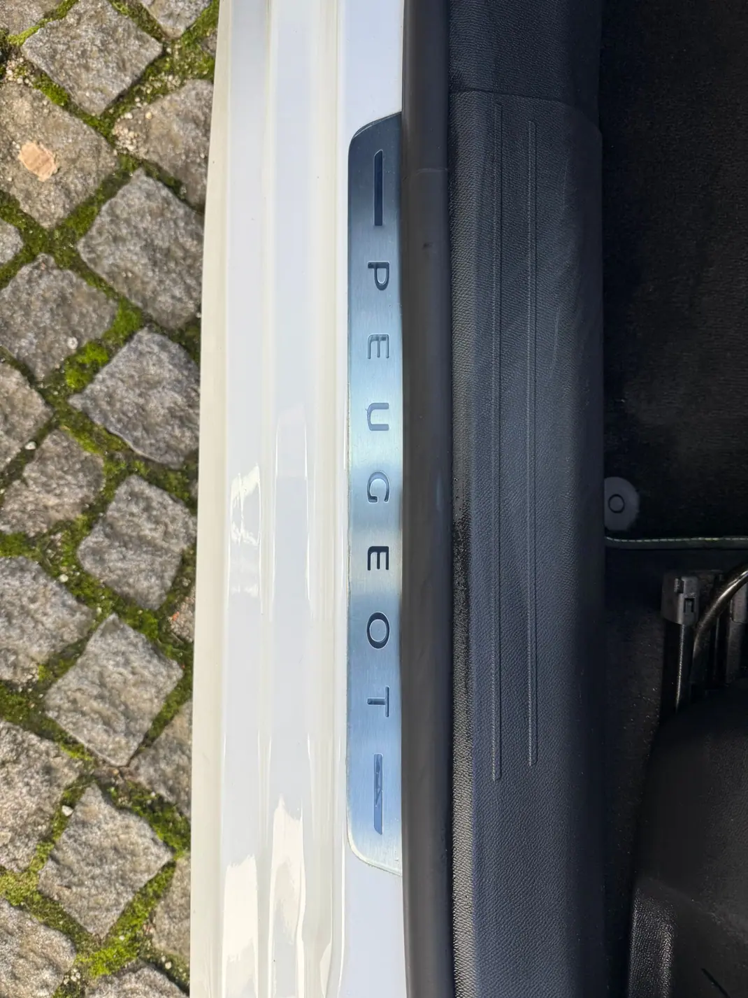 Peugeot 208 2020 - 17250 EUR, 500000 km - 500000km - foto 9 de 11