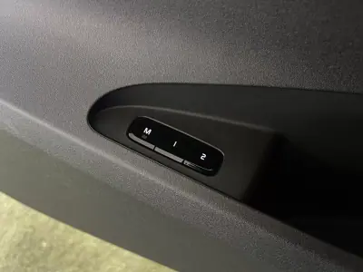 Polestar 2 2023 - 31750 EUR, 32000 km - AUTO.MOTO.pt - 32000km - foto 15 de 34