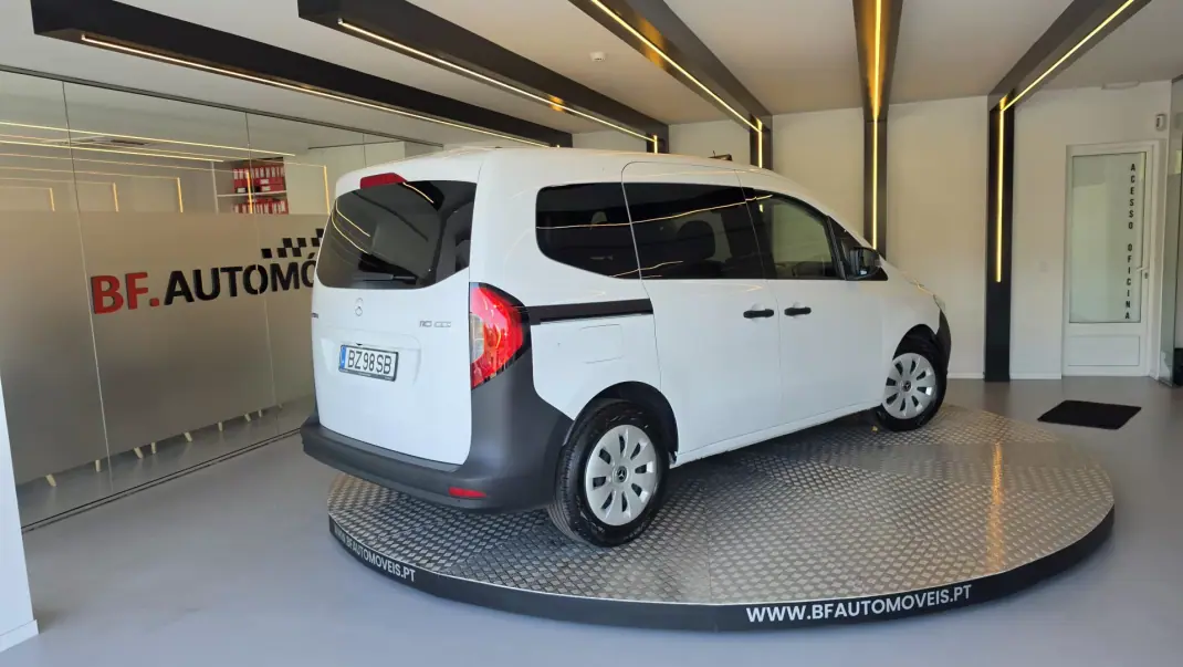 Mercedes-Benz Citan 2025 - 24950 EUR, 10603 km - AUTO.MOTO.pt - 10603km - foto 4 de 50