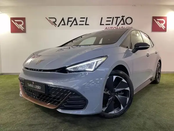 Cupra Born 2024 - 28450 EUR, 41000 km - AUTO.MOTO.pt - 41000km - foto 2 de 31