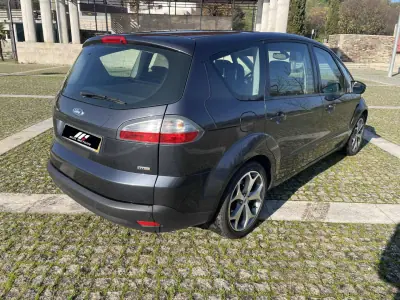 Ford S-Max 2006 - 11500 EUR, 206000 km - AUTO.MOTO.pt - 206000km - foto 3 de 7