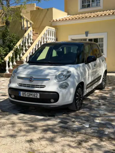 Fiat 500L 2015 - 9900 EUR, 126882 km - AUTO.MOTO.pt - 126882km - foto 2 de 8