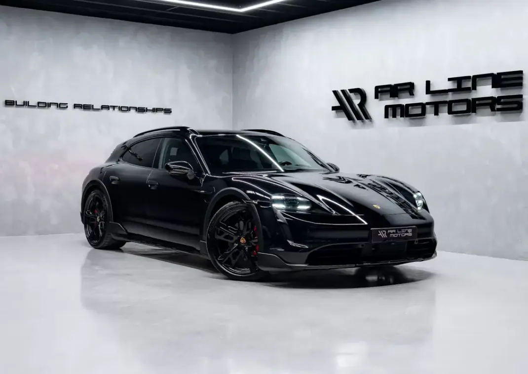 Porsche Taycan Cross Turismo 2023 - 75950 EUR, 63000 km - AUTO.MOTO.pt - 63000km - foto 2 de 60