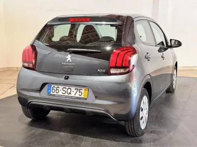 Peugeot 108 2017 - 8900 EUR, 45759 km - AUTO.MOTO.pt - 45759km - foto 6 de 24