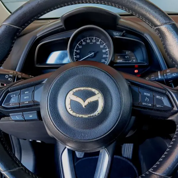 Mazda CX-3 2017 - 10800 EUR, 190654 km - AUTO.MOTO.pt - 190654km - foto 12 de 17