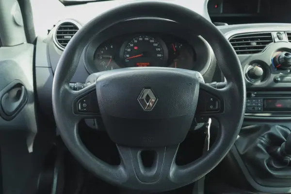 Renault Kangoo 2021 - 14580 EUR, 129980 km - AUTO.MOTO.pt - 129980km - foto 19 de 20