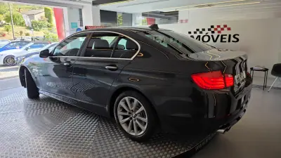 BMW 520 2011 - 10900 EUR, 370543 km - AUTO.MOTO.pt - 370543km - foto 17 de 54