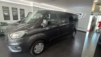 Ford Transit Custom 2022 - 34000 EUR, 140000 km - AUTO.MOTO.pt - 140000km - foto 3 de 16