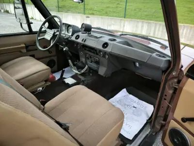 Land Rover Range Rover 1980 - 24950 EUR, 107869 km - AUTO.MOTO.pt - 107869km - foto 7 de 50