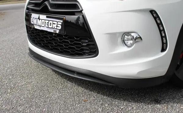 Citroën DS3 2012 - 16900 EUR, 52000 km - AUTO.MOTO.pt - 52000km - foto 14 de 33