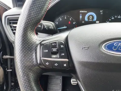 Ford Focus 2020 - 15990 EUR, 97000 km - AUTO.MOTO.pt - 97000km - foto 19 de 42