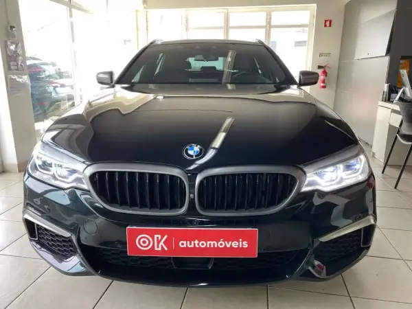 BMW M550d 2017 - 44900 EUR, 138217 km - AUTO.MOTO.pt - 138217km - foto 39 de 55