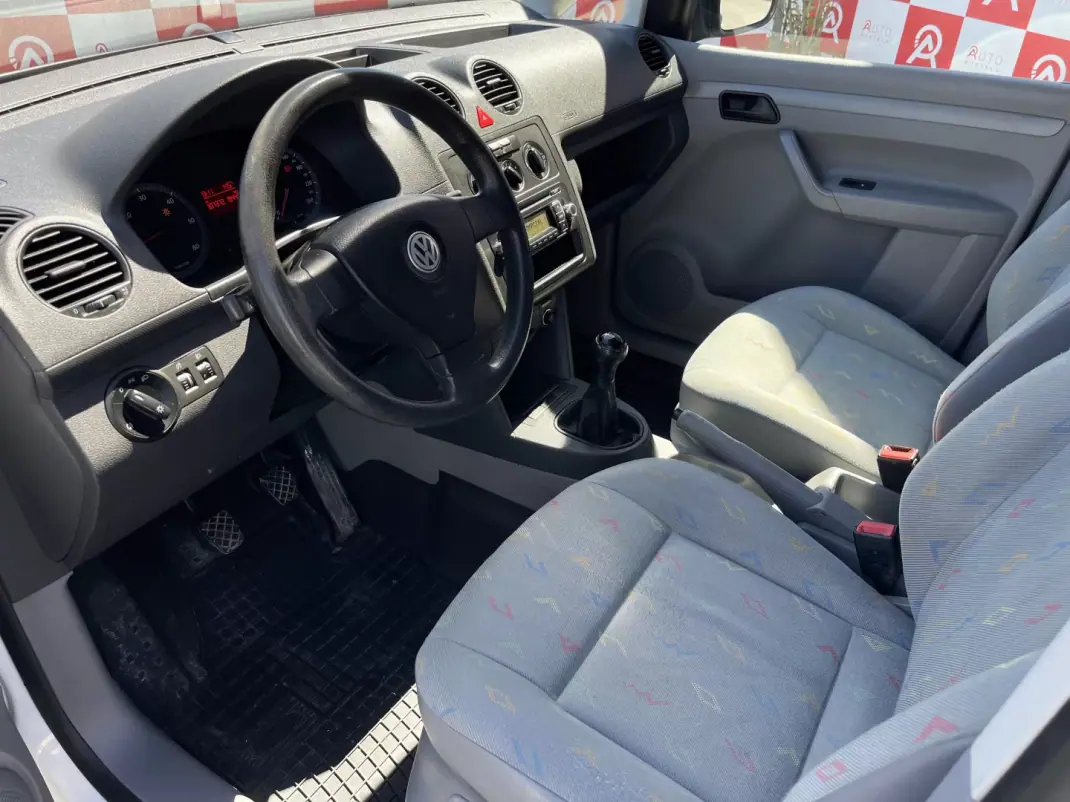 VW CADDY 1.9 TDI EXTRA AC 2010 - 6490 EUR, 307370 km - AUTO.MOTO.pt - 307370km - foto 9 de 16