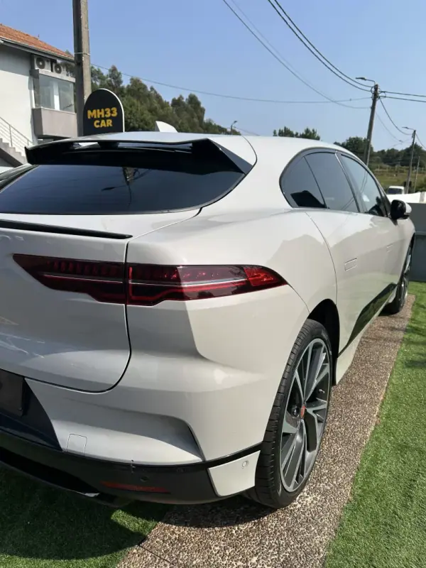 Jaguar I-Pace 2018 - 27900 EUR, 113000 km - AUTO.MOTO.pt - 113000km - foto 14 de 59
