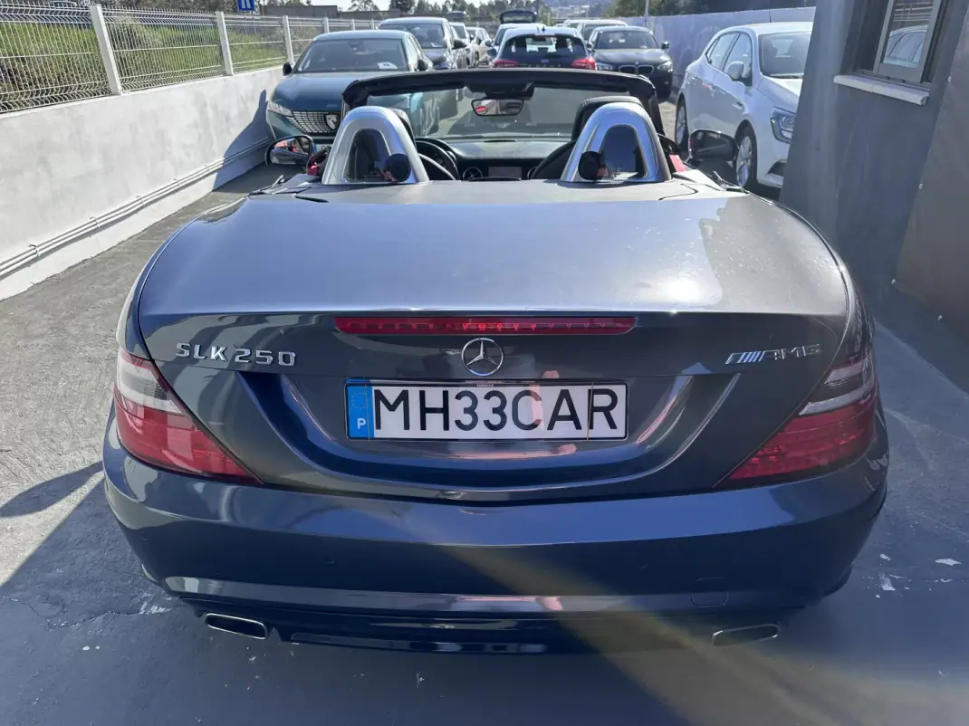 Mercedes-Benz SLK 250 2011 - 23500 EUR, 170000 km - AUTO.MOTO.pt - 170000km - foto 5 de 32