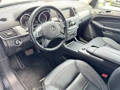 Mercedes-Benz ML 250 2012 - 24850 EUR, 179926 km - AUTO.MOTO.pt - 179926km - foto 23 de 31
