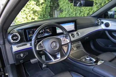 Mercedes-Benz E 220 2018 - 39900 EUR, 106000 km - AUTO.MOTO.pt - 106000km - foto 14 de 21