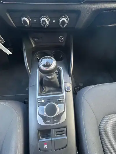 Audi A3 Sportback 2019 - 17950 EUR, 179954 km - 179954km - foto 16 de 22