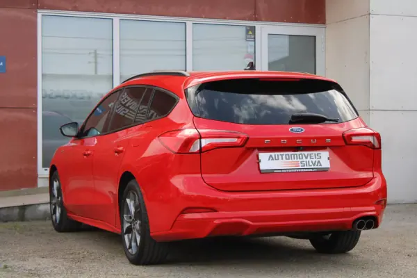 Ford Focus SW 2021 - 14990 EUR, 193000 km - AUTO.MOTO.pt - 193000km - foto 14 de 31
