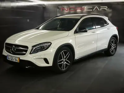Mercedes-Benz GLA 180 2015 - 19950 EUR, 81297 km - AUTO.MOTO.pt - 81297km - foto 9 de 32
