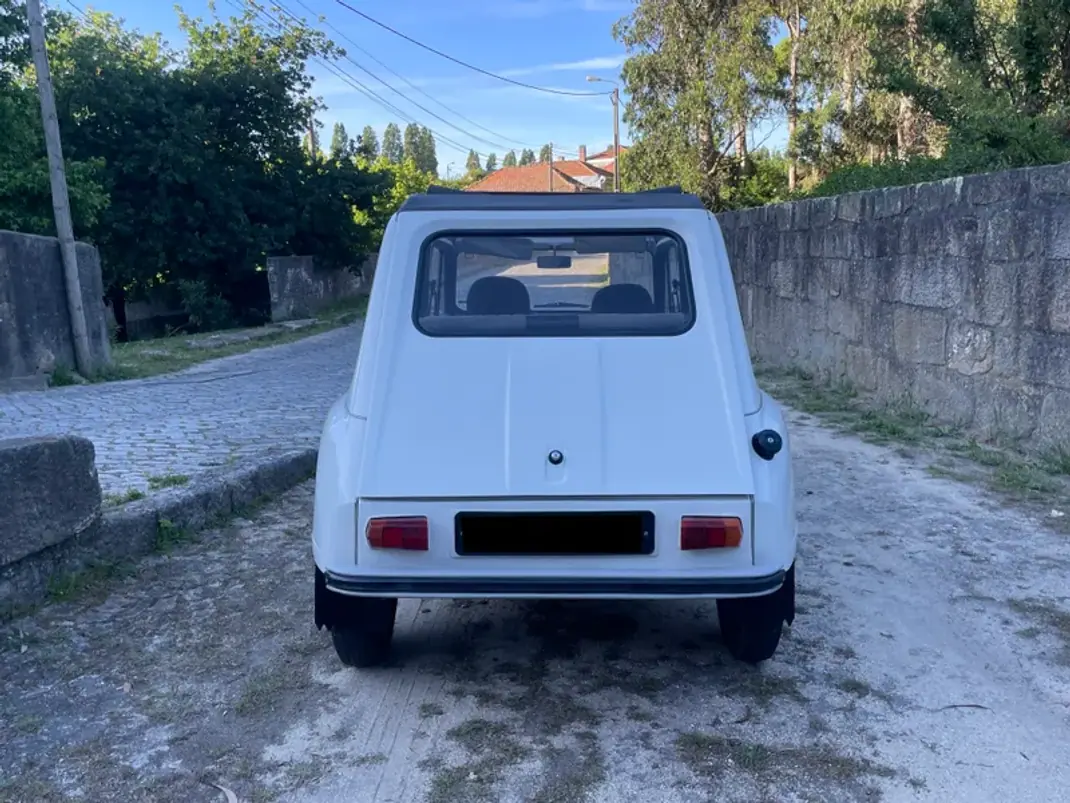 Citroën Dyane 1979 - 7900 EUR, 92000 km - 92000km - foto 5 de 38