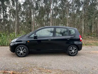 Honda Jazz 2003 - 4750 EUR, 263508 km - AUTO.MOTO.pt - 263508km - foto 4 de 29