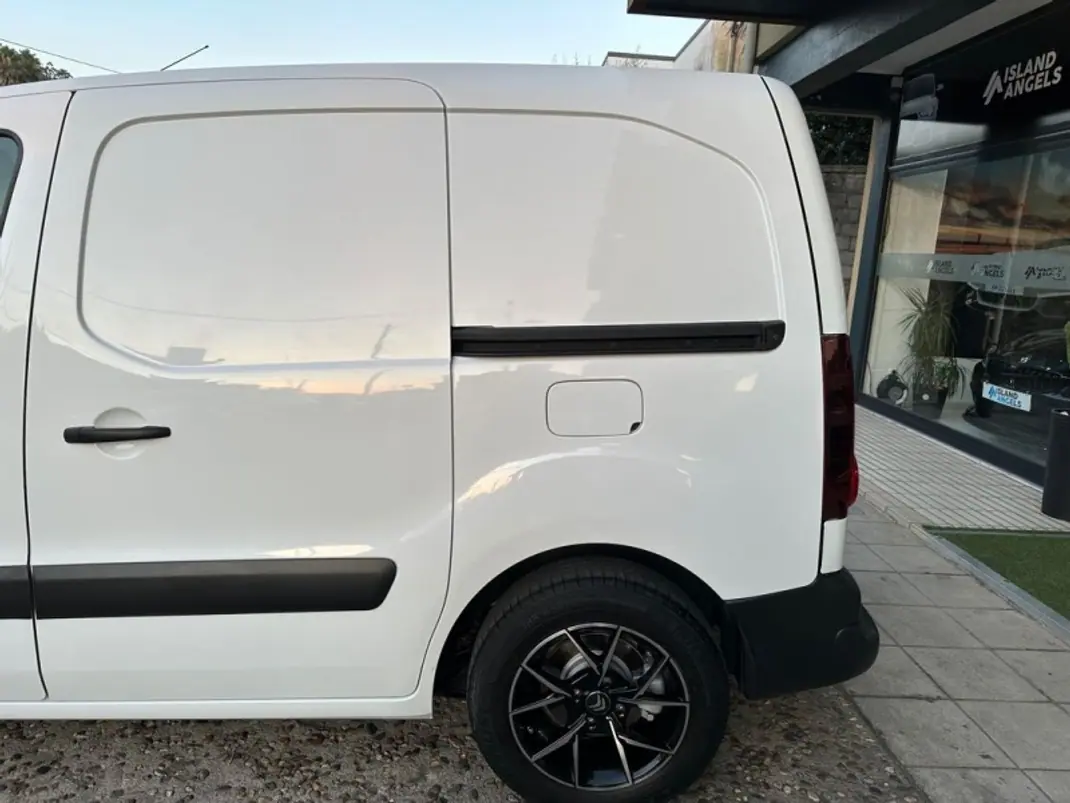 Citroën 1.6 HDI IVA Dedutível 2016 - 11500 EUR, 175000 km - AUTO.MOTO.pt - 175000km - foto 5 de 39