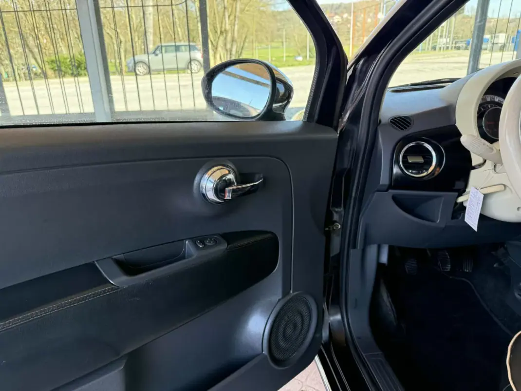 Fiat 500 2008 - 6750 EUR, 184760 km - AUTO.MOTO.pt - 184760km - foto 21 de 30