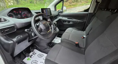 Peugeot 2021 - 12250 EUR, 171000 km - AUTO.MOTO.pt - 171000km - foto 11 de 20