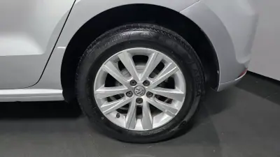 Volkswagen Polo 2014 - 10990 EUR, 136000 km - AUTO.MOTO.pt - 136000km - foto 31 de 31