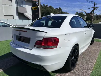 BMW 120 2009 - 9900 EUR, 220000 km - AUTO.MOTO.pt - 220000km - foto 9 de 60