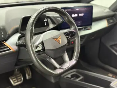 Cupra Born 2021 - 18750 EUR, 158000 km - AUTO.MOTO.pt - 158000km - foto 12 de 14