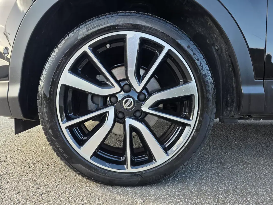 Nissan Qashqai 2015 - 13990 EUR, 146000 km - AUTO.MOTO.pt - 146000km - foto 11 de 40