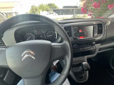 Citroën Jumpy 2021 - 18250 EUR, 135662 km - 135662km - foto 10 de 14