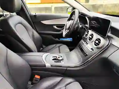 Mercedes-Benz C 300 2020 - 26500 EUR, 198339 km - AUTO.MOTO.pt - 198339km - foto 5 de 15