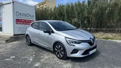 Renault Clio 2023 - 15900 EUR, 68000 km - AUTO.MOTO.pt - 68000km - foto 3 de 21