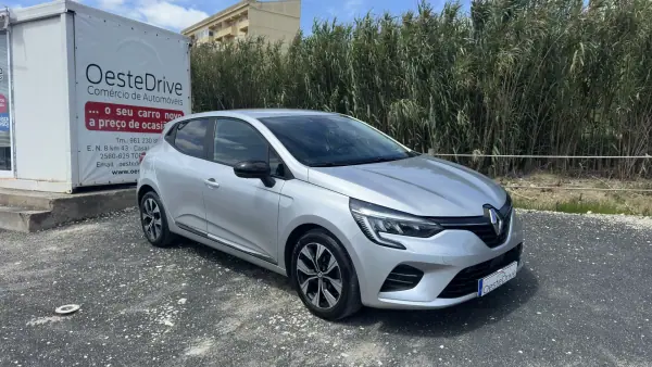 Renault Clio 2023 - 15900 EUR, 68000 km - AUTO.MOTO.pt - 68000km - foto 3 de 21