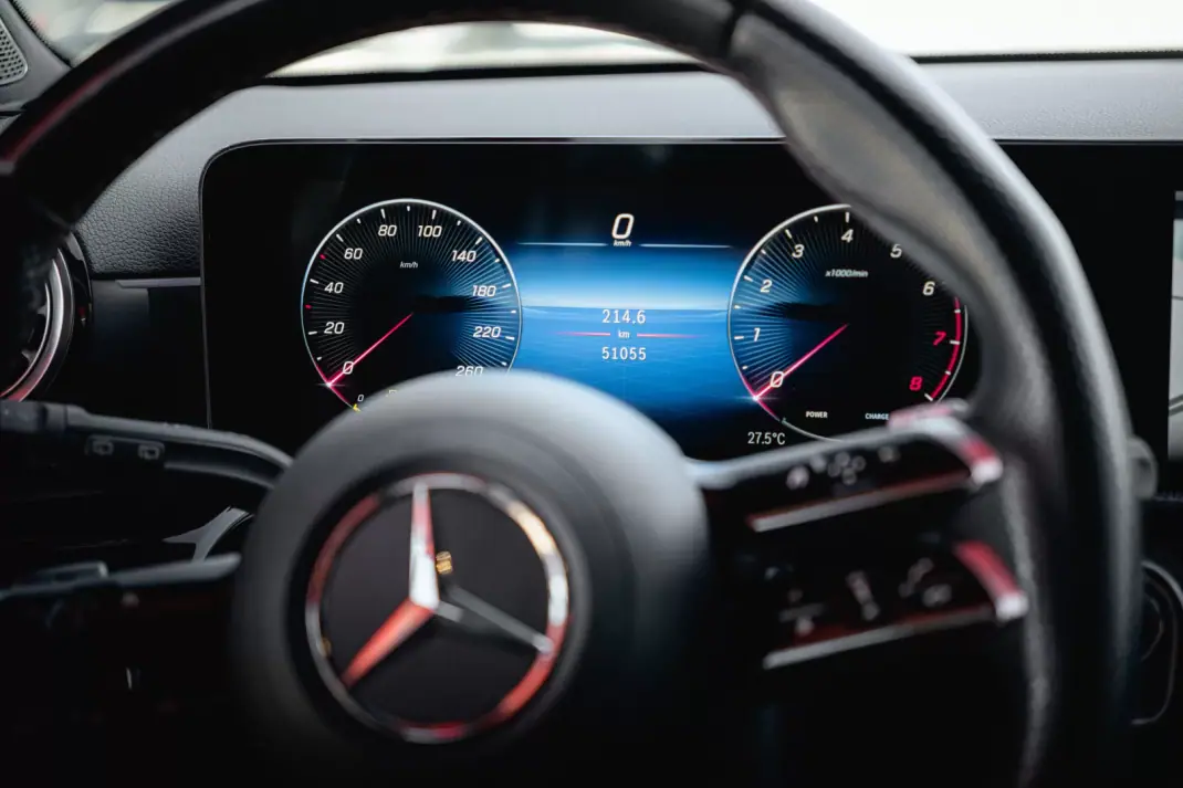 Mercedes-Benz A 200 2023 - 32400 EUR, 51000 km - AUTO.MOTO.pt - 51000km - foto 17 de 32