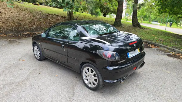 Peugeot 206 CC 2005 - 4800 EUR, 217000 km - AUTO.MOTO.pt - 217000km - foto 4 de 12