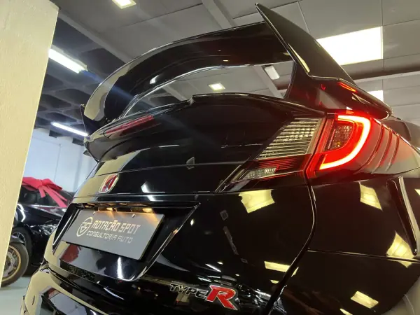 Honda Civic 2016 - 30990 EUR, 140000 km - AUTO.MOTO.pt - 140000km - foto 53 de 60