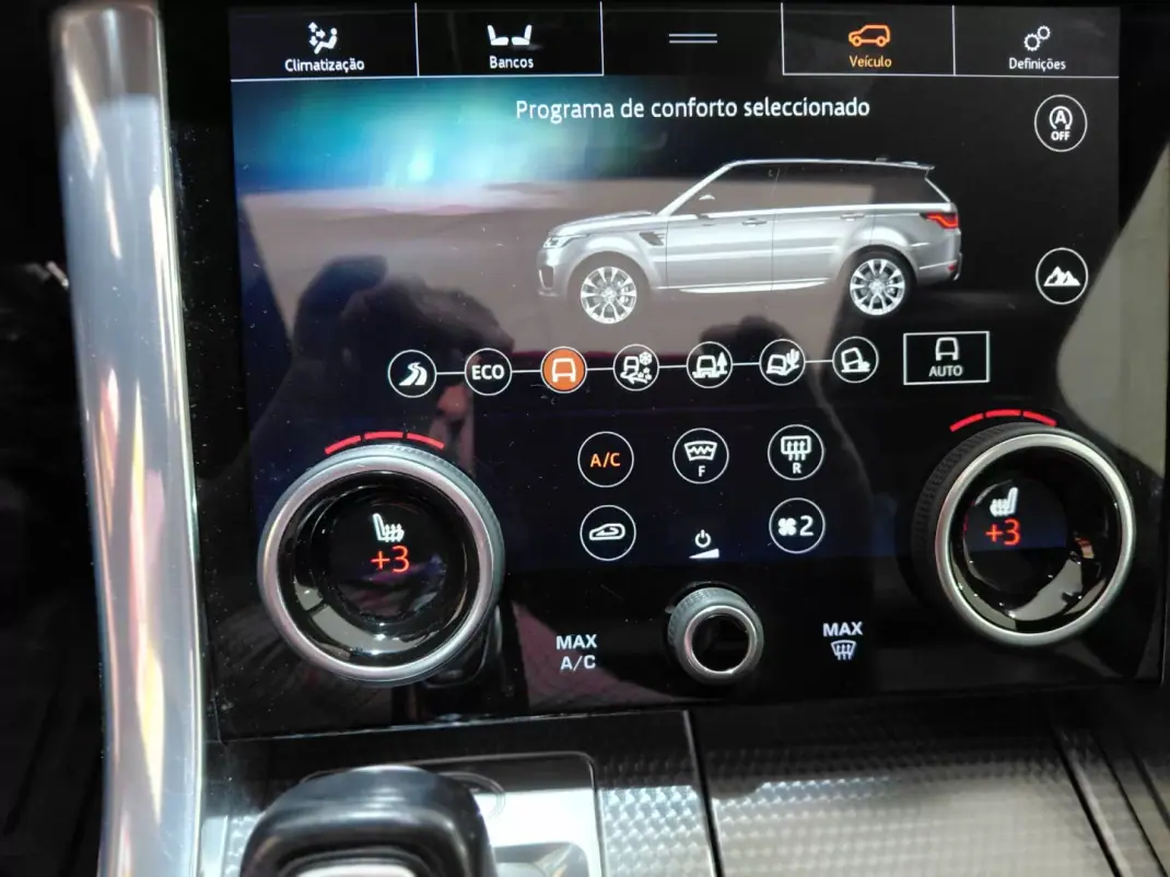 Land Rover Range Rover Sport 2019 - 57900 EUR, 128000 km - AUTO.MOTO.pt - 128000km - foto 30 de 34