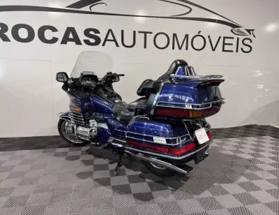 Honda Gold Wing 2000 - 8750 EUR, 84000 km - AUTO.MOTO.pt - 84000km - foto 27 de 28