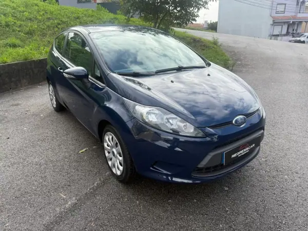 Ford Fiesta 2009 - 4950 EUR, 171000 km - AUTO.MOTO.pt - 171000km - foto 4 de 24