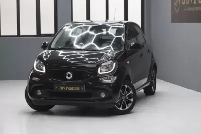 Smart ForFour 2015 - 9500 EUR, 155670 km - AUTO.MOTO.pt - 155670km - foto 9 de 36
